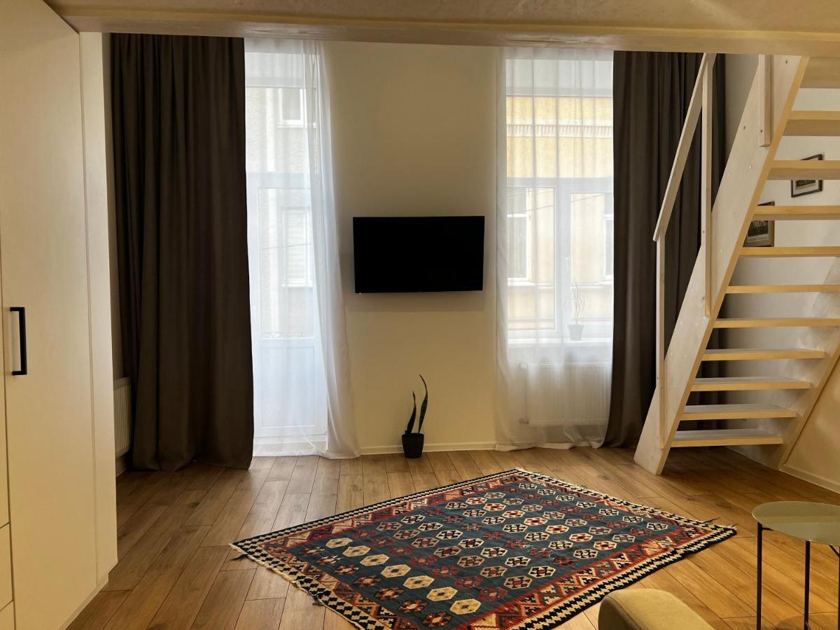 Apartment Lesya Kurbasa Lviv Exterior photo