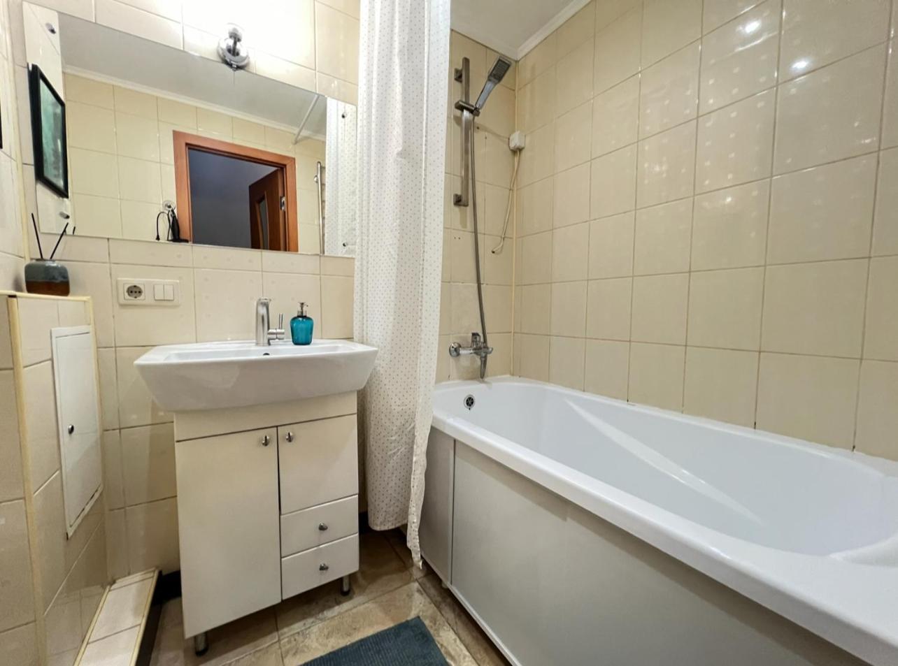 Apartment Lesya Kurbasa Lviv Exterior photo